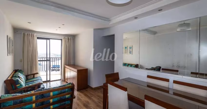 Apartamento com 3 quartos para alugar na Rua Tuiuti, --, Tatuapé, São Paulo