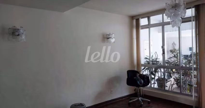 Casa com 2 quartos à venda na Rua Francisco Zicardi, 268, Vila Regente Feijó, São Paulo