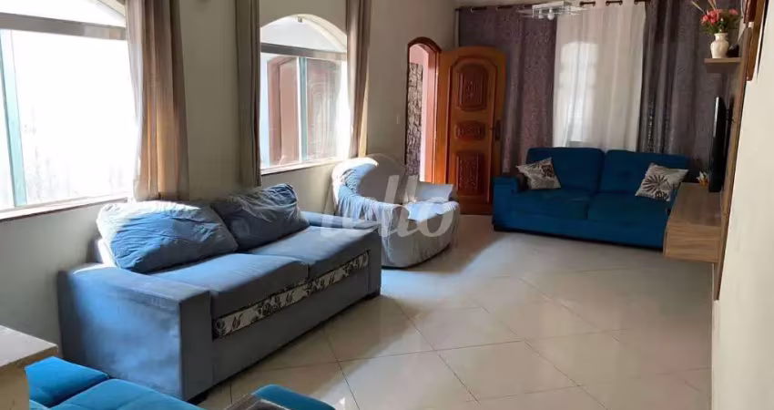 Casa com 5 quartos à venda na Rua Uruçuca, 165, Vila Antonina, São Paulo