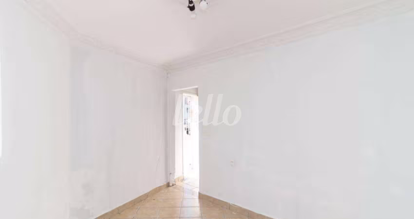 Casa comercial com 2 salas à venda na Rua Piraçununga, 130, Vila Bertioga, São Paulo