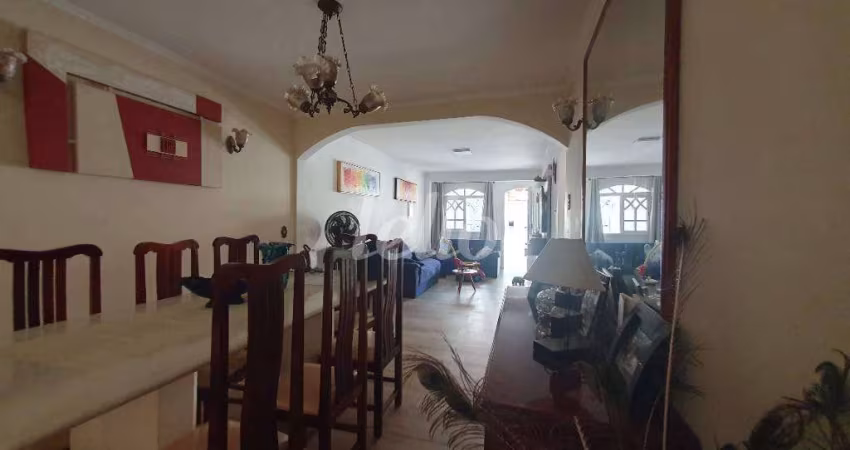 Casa com 4 quartos à venda na Rua Emídio Carbonari, 231, Conjunto Residencial Santa Terezinha, São Paulo