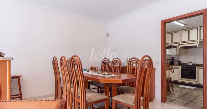 Casa com 3 quartos à venda na Rua Domingos Muniz, 29, Jardim Virgínia Bianca, São Paulo