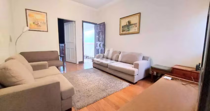 Casa com 3 quartos à venda na Rua Dom João V, 342, Lapa, São Paulo