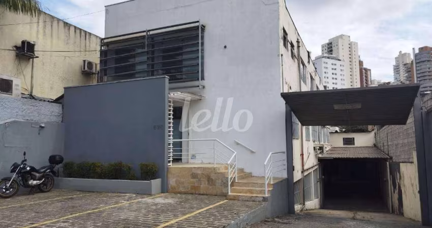 Prédio com 6 salas à venda na Rua Natingui, 690, Vila Madalena, São Paulo