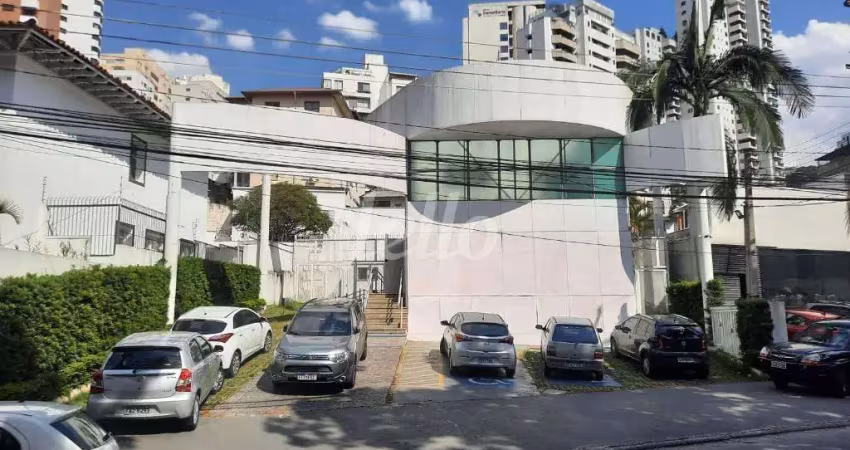 Prédio com 4 salas à venda na Avenida Pacaembu, 1295, Pacaembu, São Paulo