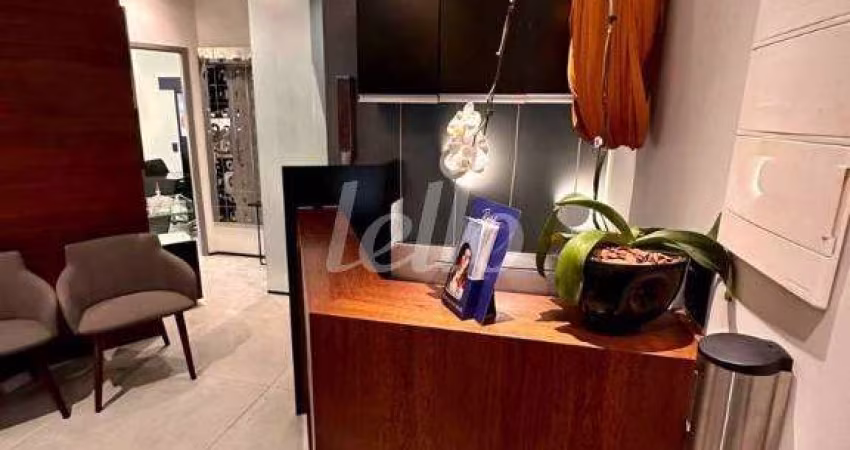 Sala comercial com 3 salas à venda na Rua Oscar Freire, 2250, Pinheiros, São Paulo
