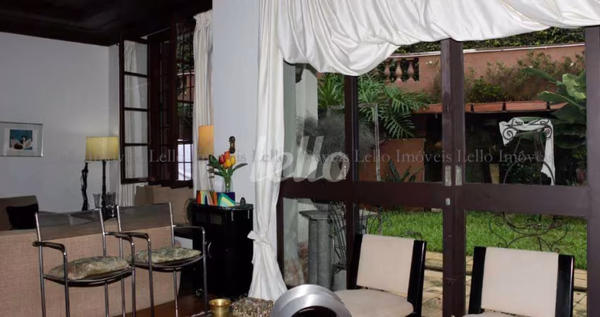 Casa comercial com 4 salas à venda na Rua Pombal, 618, Sumaré, São Paulo