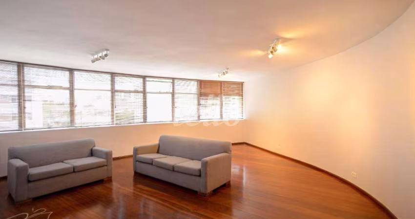 Apartamento com 3 quartos à venda na Rua Professor Artur Ramos, 178, Jardins, São Paulo