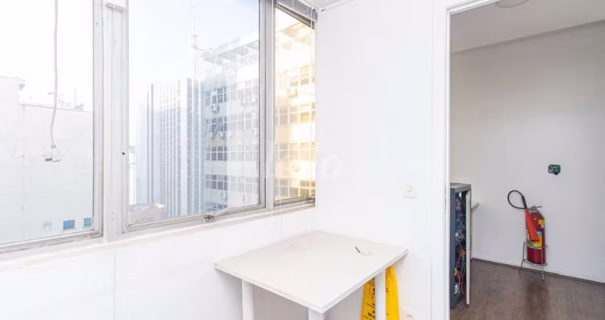 Sala comercial com 3 salas à venda na Alameda Joaquim Eugênio de Lima, 696, Jardim Paulista, São Paulo