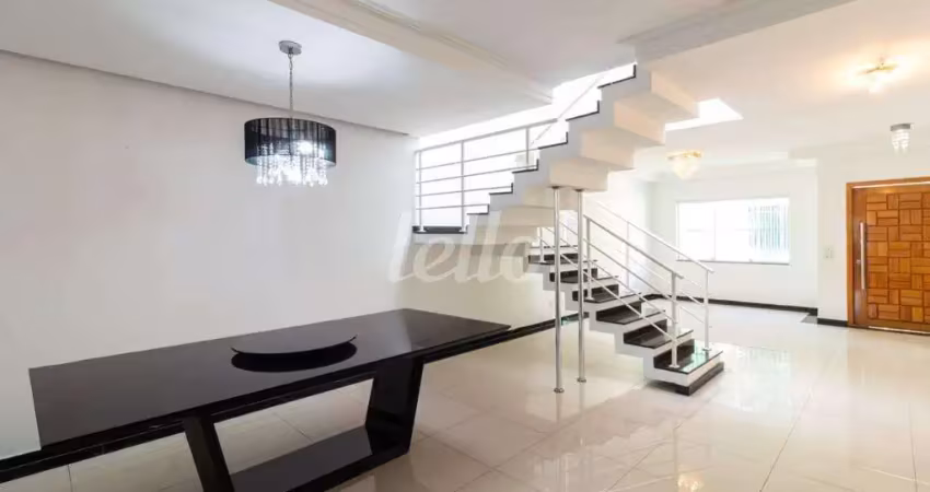 Casa comercial com 2 salas à venda na Rua Doutor Benedito Gomes da Silva, 44, Sítio da Figueira, São Paulo