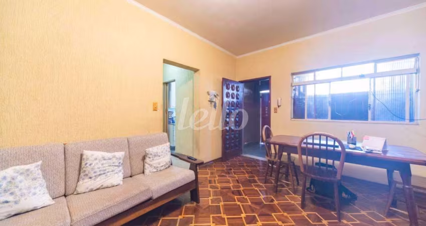 Casa com 2 quartos à venda na Rua Aguapeí, 396, Santa Maria, Santo André