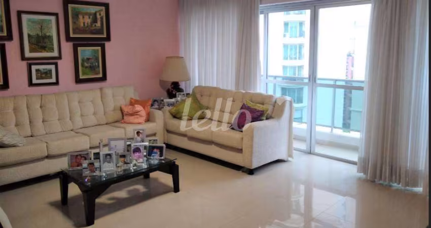 Apartamento com 4 quartos à venda na Rua Gil Eanes, 45, Brooklin, São Paulo