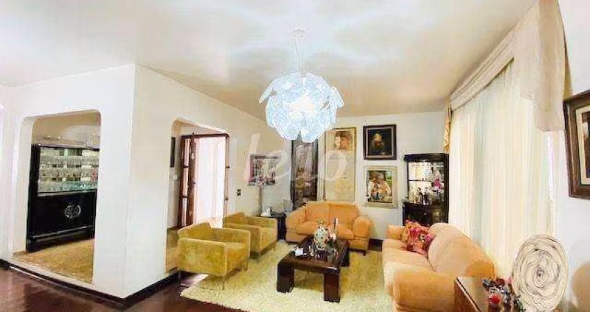 Casa com 4 quartos à venda na Rua Mongóis, 134, Vila Monumento, São Paulo