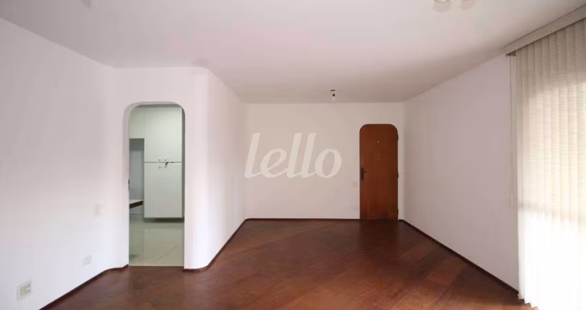 Apartamento com 3 quartos à venda na Avenida Rouxinol, 935, Indianópolis, São Paulo