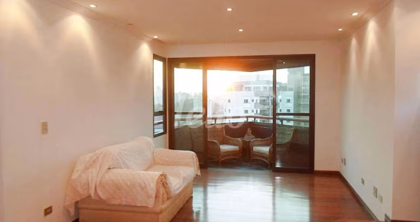 Apartamento com 3 quartos à venda na Rua Guapiaçu, 201, Vila Clementino, São Paulo
