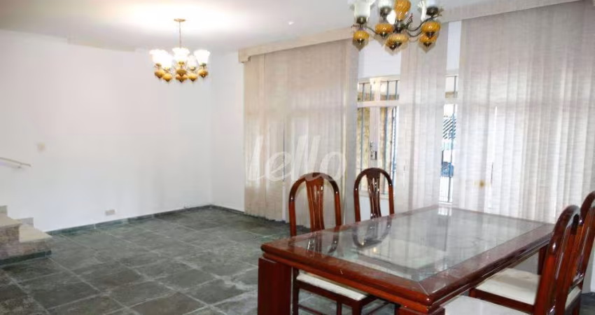 Casa com 3 quartos à venda na Rua Antônio Ciucio, 67, Vila Gomes Cardim, São Paulo