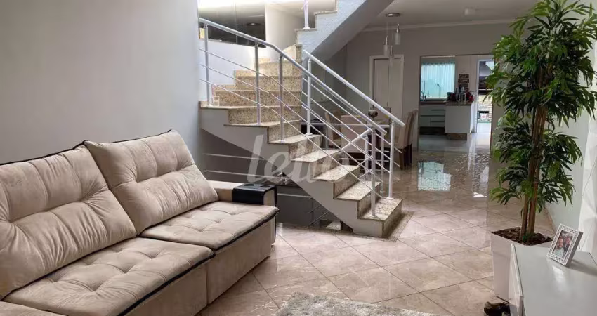 Casa com 3 quartos à venda na Rua Doutor José Domingos Ruiz, 58, Chácara Mafalda, São Paulo