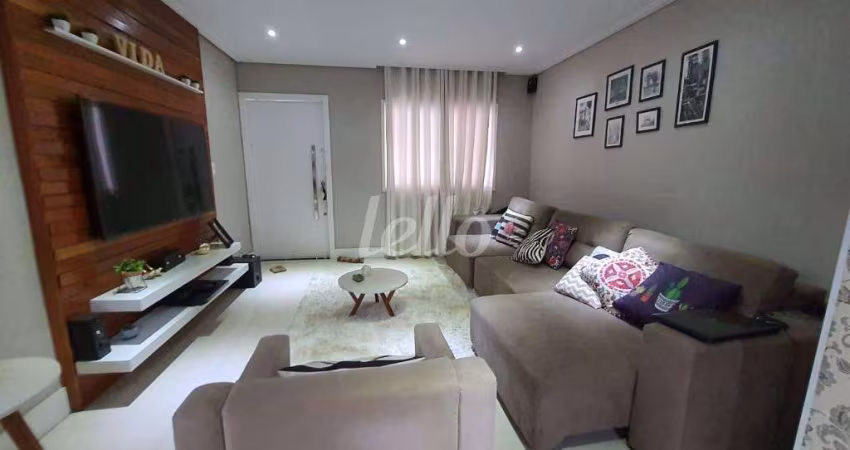 Casa com 2 quartos à venda na Rua Areia Fina, 16, Vila Canero, São Paulo