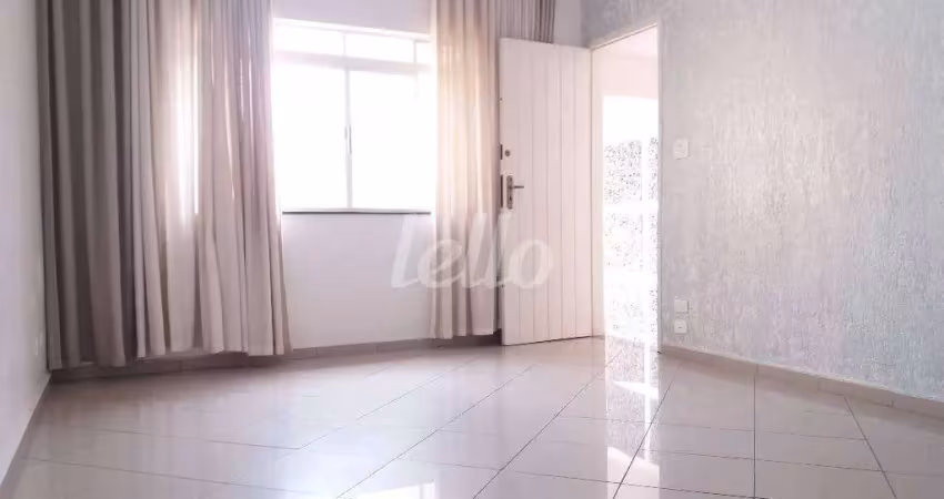 Casa com 2 quartos à venda na Rua Miguel Mota, 223, Vila Canero, São Paulo