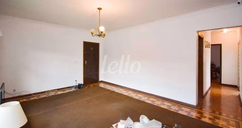 Casa com 3 quartos à venda na Rua Pedro Perella, 30, Vila Adelaide Perella, Guarulhos