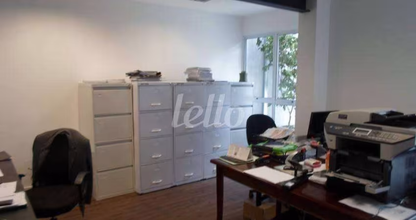 Casa comercial com 5 salas à venda na Rua Guararapes, 1308, Brooklin Paulista, São Paulo
