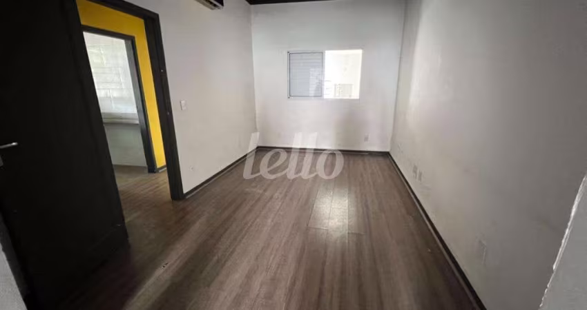 Casa comercial com 2 salas à venda na Rua Major Basílio, 173, Vila Bertioga, São Paulo