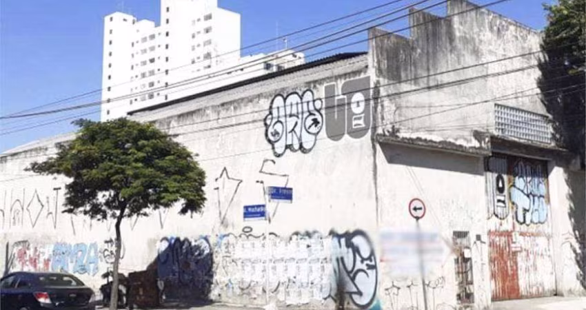 Barracão / Galpão / Depósito à venda na Rua Doutor Freire, 193, Brás, São Paulo