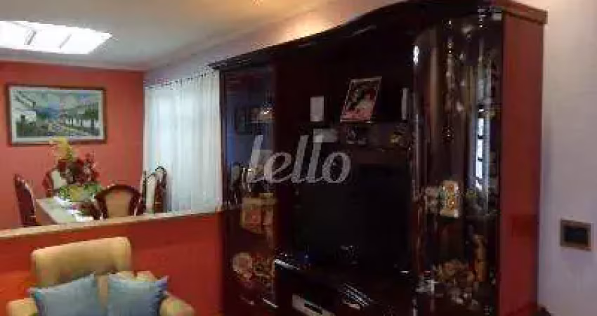 Casa com 3 quartos à venda na Rua Joaquim Pereira Pinto, 25, Jardim Avelino, São Paulo