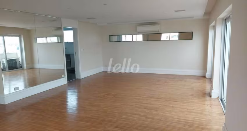 Apartamento com 4 quartos à venda na Rua Paulo Orozimbo, 759, Cambuci, São Paulo