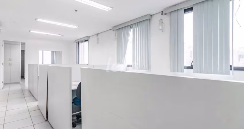 Sala comercial com 2 salas à venda na Rua Doutor Cândido Espinheira, 396, Perdizes, São Paulo