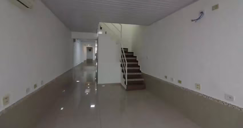Casa comercial à venda na Rua Marília de Dirceu, 379, Jardim Aeroporto, São Paulo