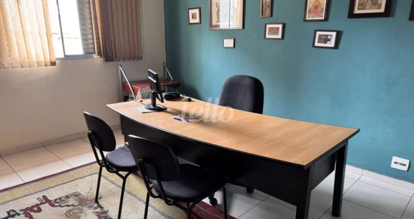 Casa comercial com 1 sala à venda na Rua Ibitinga, 199, Vila Bertioga, São Paulo