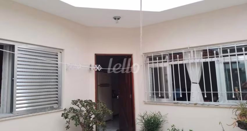 Casa com 2 quartos à venda na Rua João Vieira Prioste, 180, Vila Carrão, São Paulo