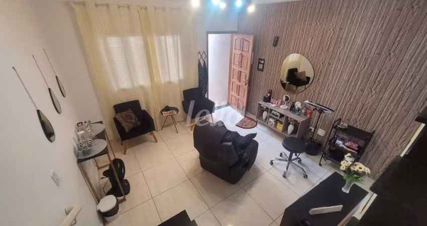Casa com 2 quartos à venda na Rua Frogolino Ferrari, 68, Vila Carrão, São Paulo