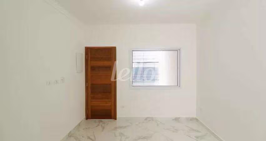 Casa com 3 quartos à venda na Rua Dárcio de Almeida, 36, Água Fria, São Paulo