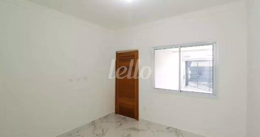Casa com 3 quartos à venda na Rua Dárcio de Almeida, 34, Água Fria, São Paulo