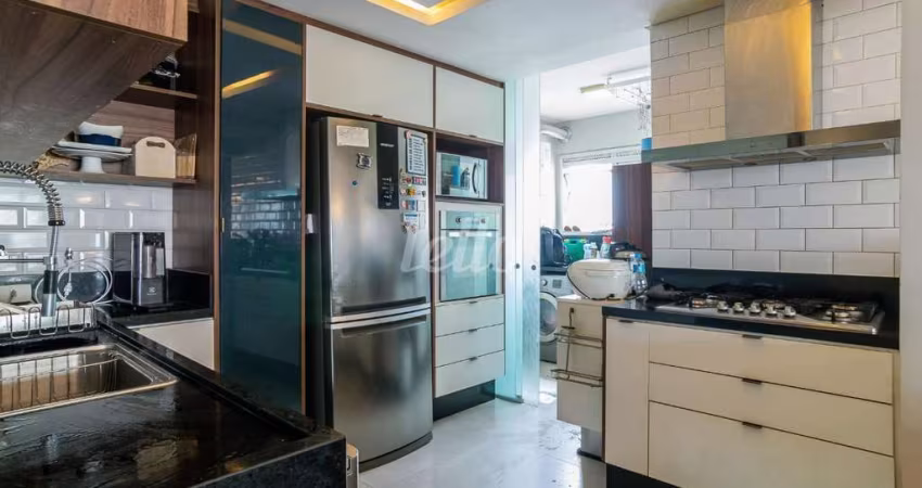 Apartamento com 3 quartos à venda na Rua Alves Guimarães, 1133, Pinheiros, São Paulo