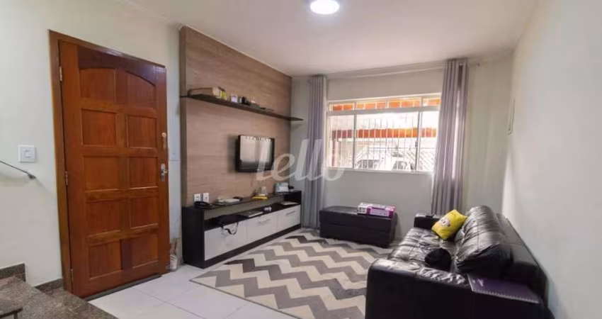 Casa com 3 quartos à venda na Rua Augusto de Lima, 54, Vila Nivi, São Paulo