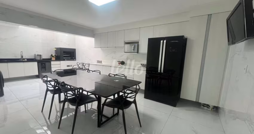 Casa com 3 quartos à venda na Rua Virgínia, 3, Vila Carrão, São Paulo