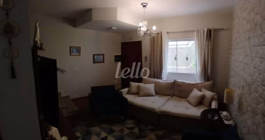 Casa com 2 quartos à venda na Rua Mongubá, 573, Vila Carrão, São Paulo