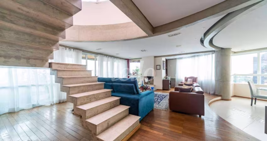 Apartamento com 4 quartos à venda na Rua das Goiabeiras, 405, Jardim, Santo André
