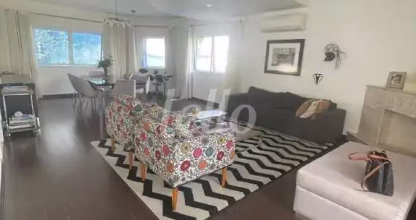 Casa em condomínio fechado com 5 quartos à venda na Avenida Omar Daibert, 01, Parque Terra Nova II, São Bernardo do Campo