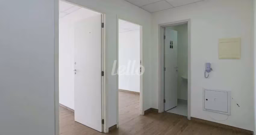 Sala comercial à venda na Rua Pirapitingui, 80, Liberdade, São Paulo