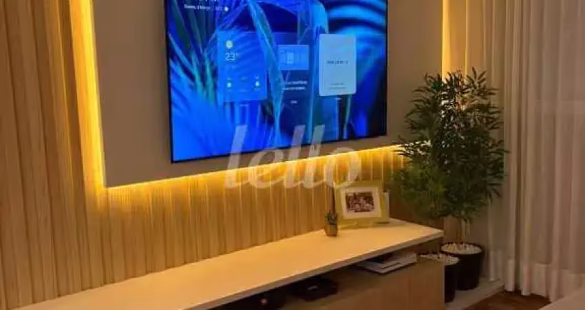 Apartamento com 3 quartos à venda na Rua Teresina, 86, Vila Bertioga, São Paulo