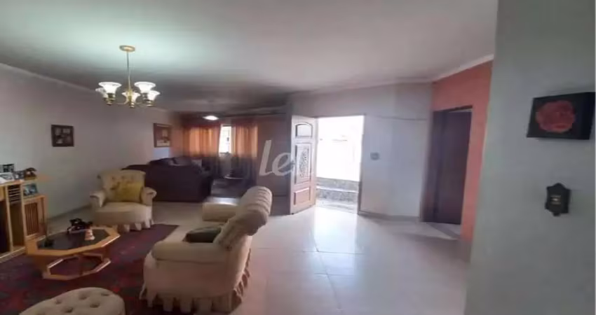 Casa com 3 quartos à venda na Alameda Araguaia, 131, Santa Maria, São Caetano do Sul