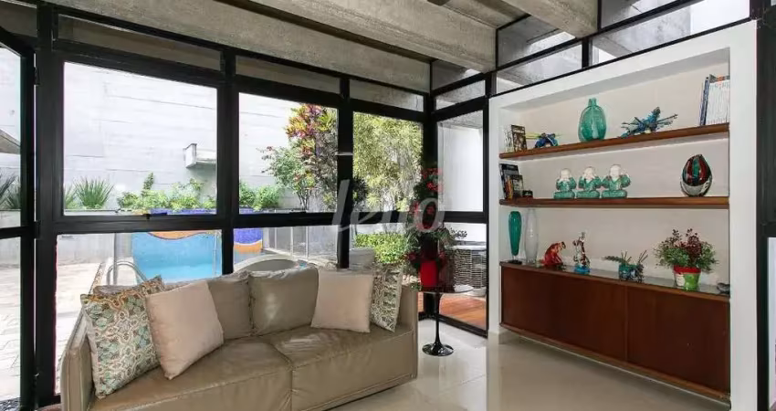 Casa com 4 quartos à venda na Rua Acaju, 109, Jardim Têxtil, São Paulo