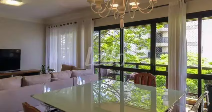 Apartamento com 4 quartos à venda na Rua Dona Januária, 125, Vila Regente Feijó, São Paulo