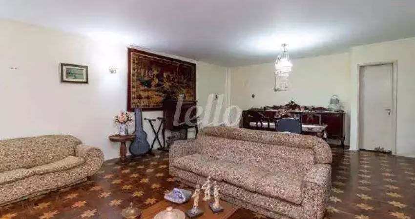 Casa com 5 quartos à venda na Rua Copacabana, 224, Santa Teresinha, São Paulo