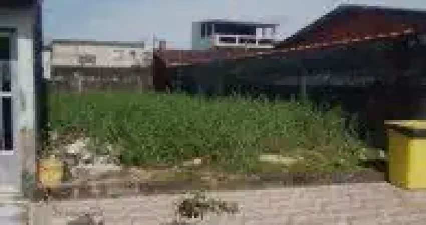 Terreno no bairro jardim laranjeiras, em itanhaém - sendo lado praia, em rua de terra.