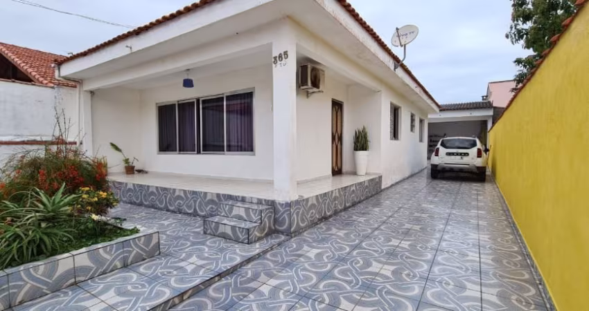 Ótima casa à venda no bairro Balneário Gaivotas, em Itanhaém ** Aceita financiamento bancário!